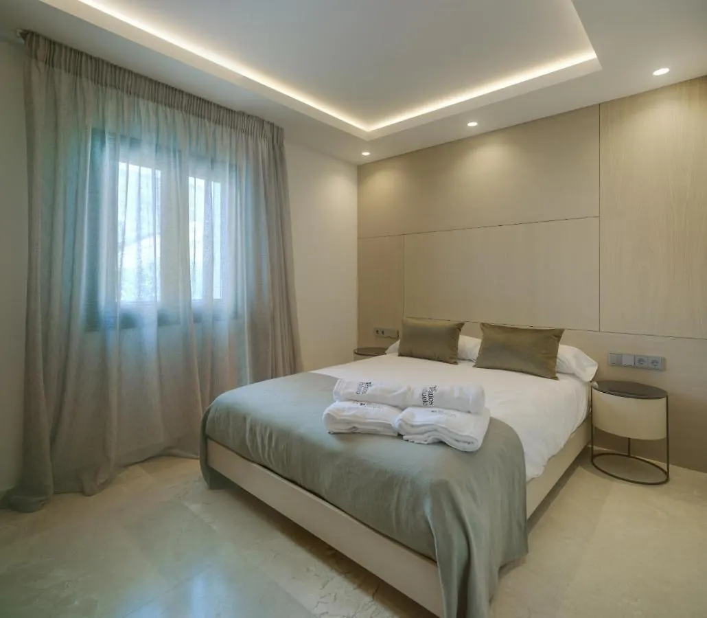 Apartamentos Los Patios Del Panuelo Cordoba